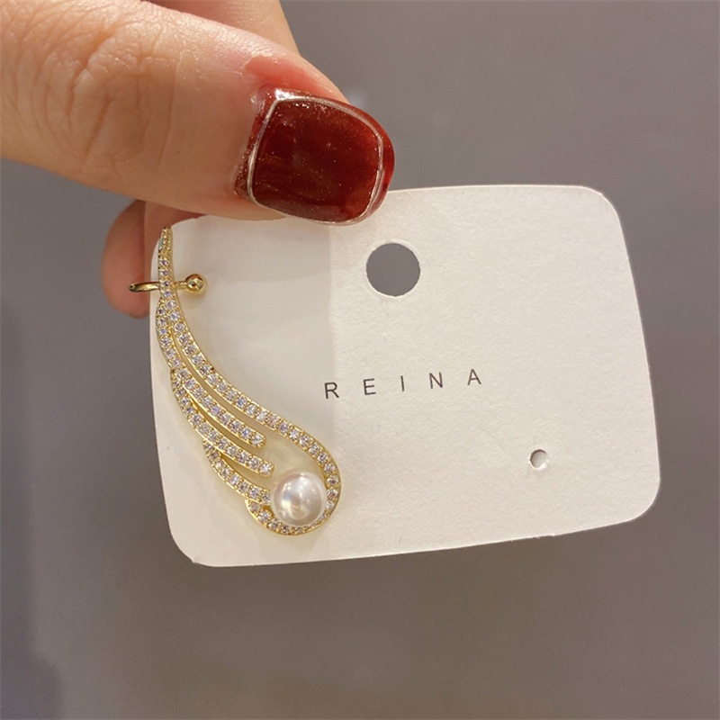 Bông Tai Hình Cánh Thiên Thần Đính Đá Và Ngọc Trai Giả Phong Cách Hàn Quốc