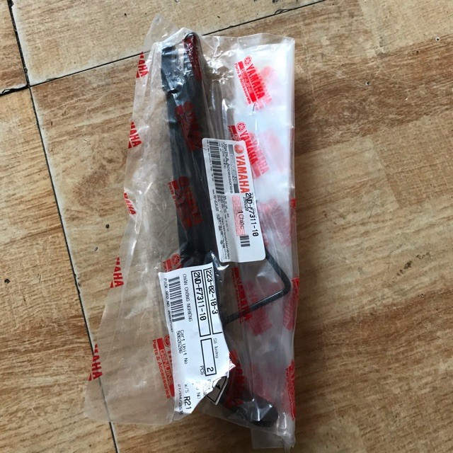 Chân chống nghiêng Exciter  135 150 chính hãng Yamaha