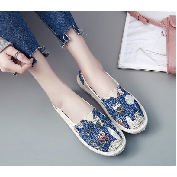 BỆT NỮ CÚ XANH