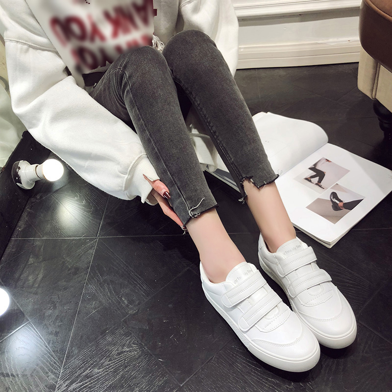 Giày thể thao nữ đế dày trẻ trung năng động