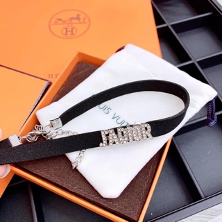 Combo hoa tai+ vòng cổ jadior’