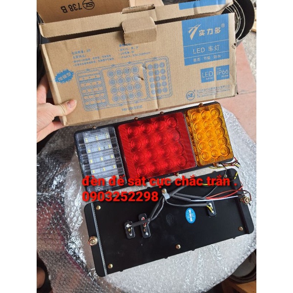 Đôi đèn led hậu xe tải 3 ngăn 12v 24v đế sắt loại 1 , đèn lái sau  chế lắp cho isuzu, kia, huyndai, xe tàu 2003a