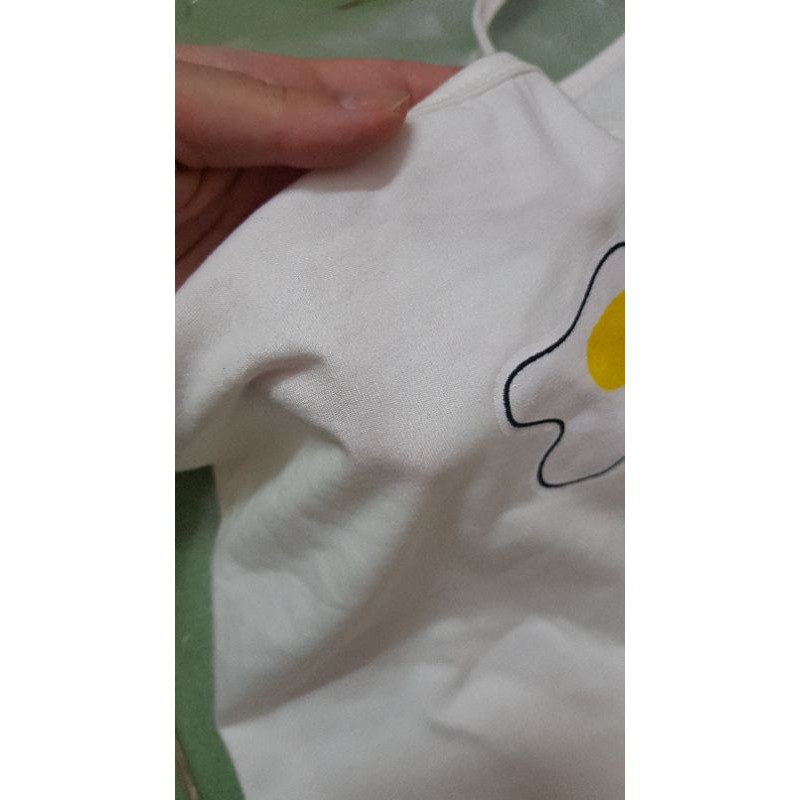 Áo trắng croptop 2s dây hình trứng rán SẴN