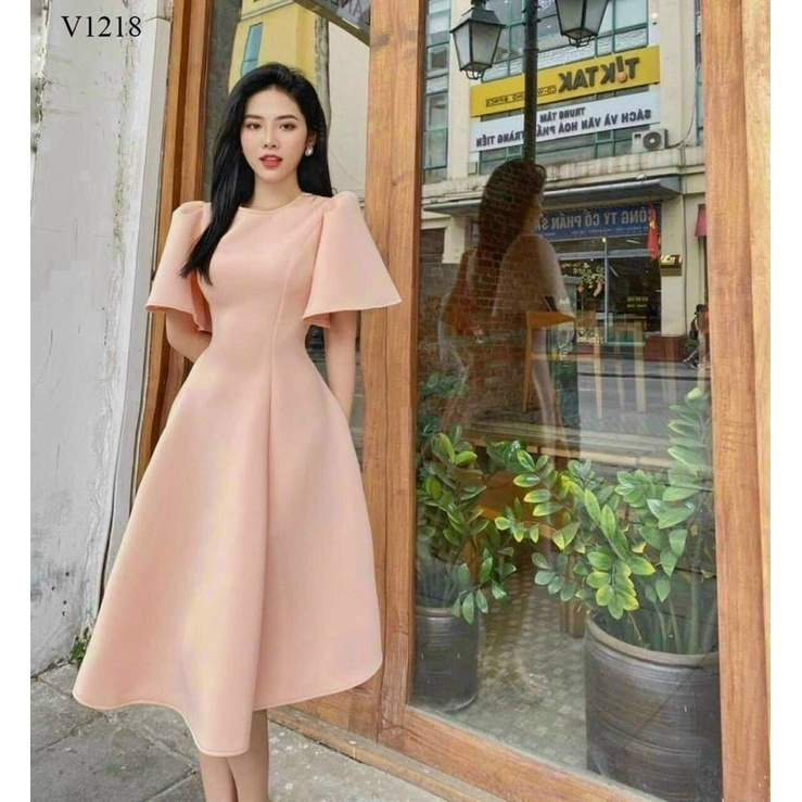 /-heart Đầm midi cổ tròn tay phồng 2m /-heart ‘vạn người mê’ e nay rồi ạ, diện em đầm “siêu xinh”