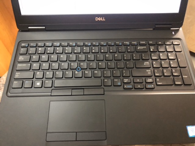 Laptop Dell Precision 3530 | BigBuy360 - bigbuy360.vn