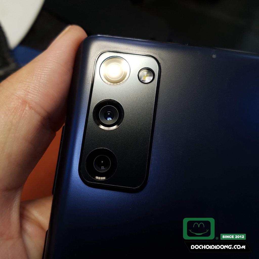 Miếng dán bảo vệ camera Samsung S20 FE nguyên liệu nano cao cấp