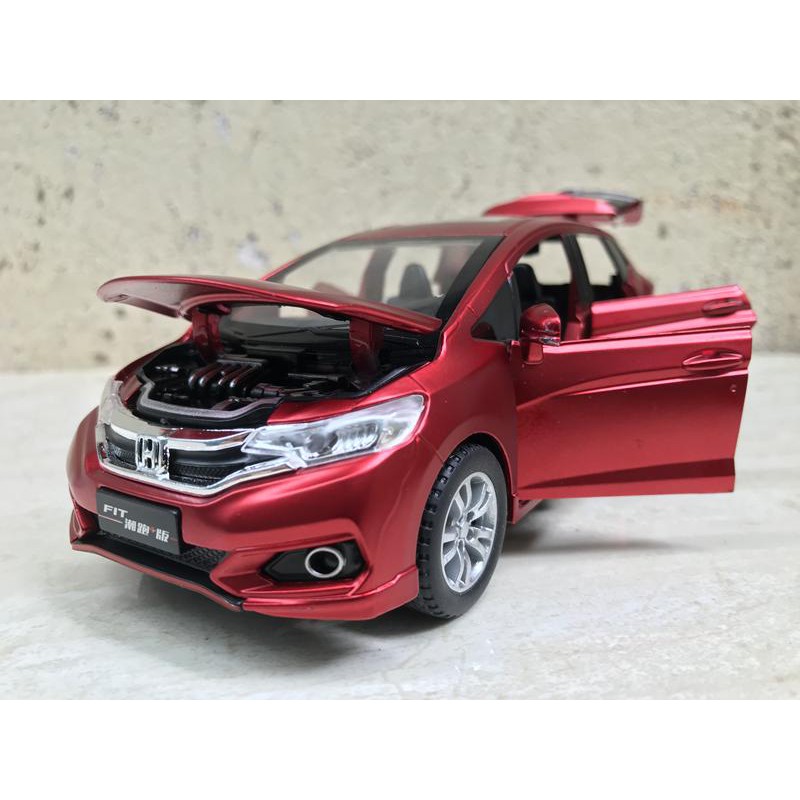 Mô hình xe Honda FiT 2019 tỷ lệ 1:32