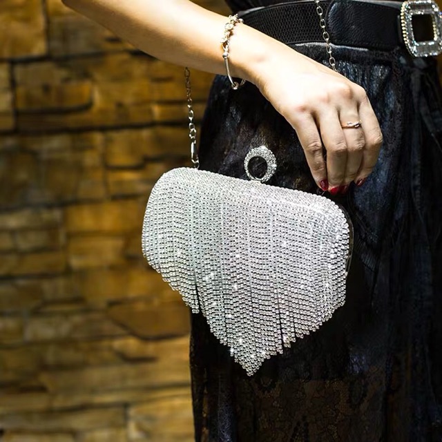 Túi clutch đính đá tua rua dự tiệc sang trọng A3