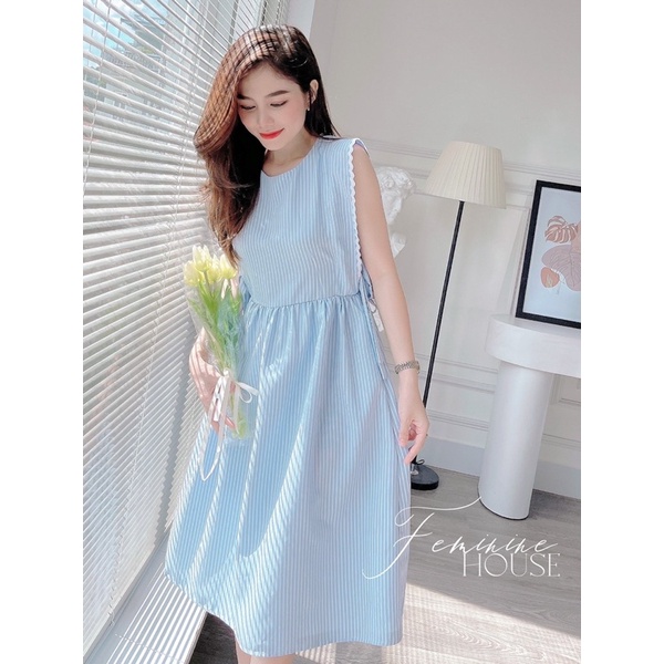 Đầm Sọc Viền Ren Thắt Nơ, đầm kẻ viền ren maxi phom suông dễ mặc