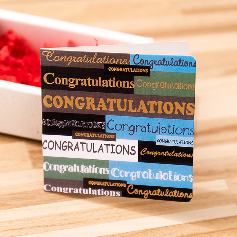 Thiệp chúc mừng sinh nhật phong cách độc đáo lạ mắt