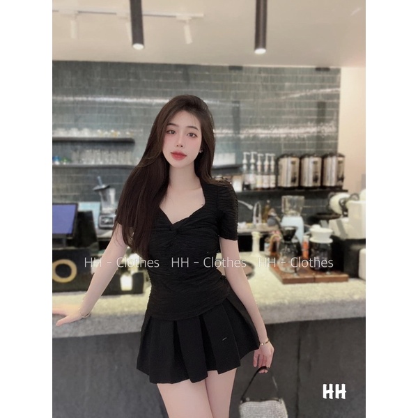 Áo xốp sóng xoắn ngực tay bồng