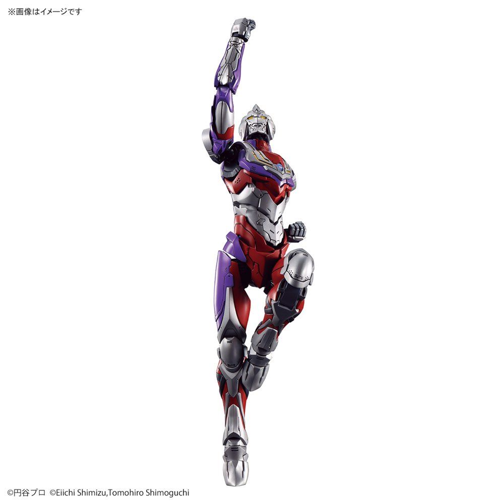 Mô Hình Lắp Ráp Figure-rise Standard Ultraman Suit Tiga Action (tặng kèm action base)