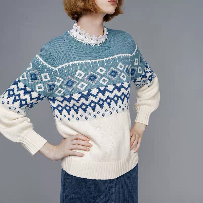 Áo len hoạ tiết Seifini