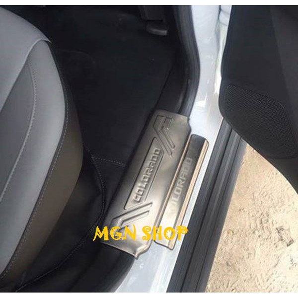 [Ốp bậc bước chân] [Chevrolet Colorado 2013 - 2021] [bên trong - bên ngoài] inox