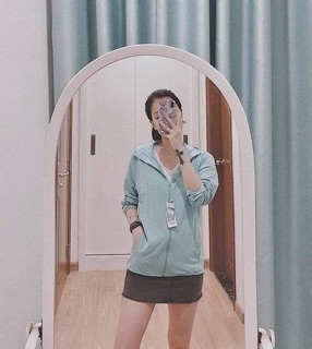 Áo chống nắng uni thông hơi