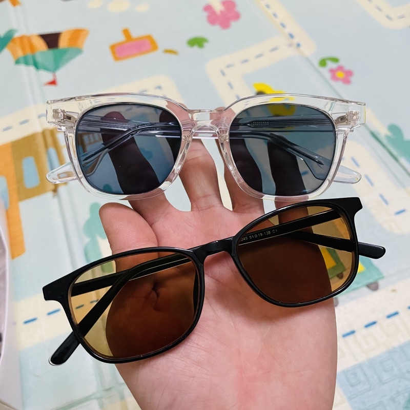 Tròng kính cận 0-6 Diop ĐỔI MÀU khi ra đường mắt kính chống UV400 Five Minutes Eyewear 2022