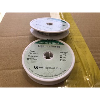 Kẽm cột mắc cài chỉnh nha
