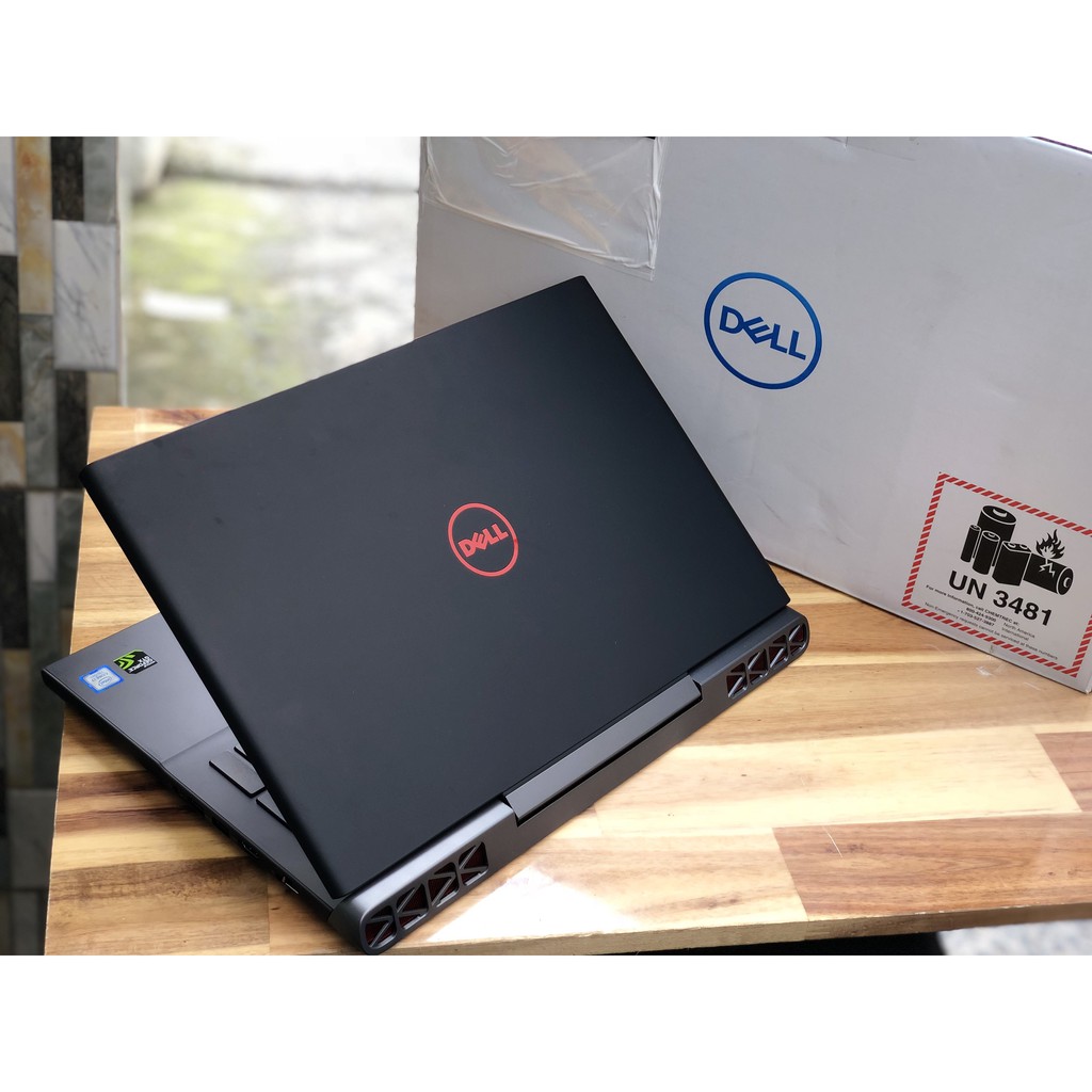 Laptop Dell Gaming 7567, i7 7700HQ 8G SSD128+1000G Vga GTX1050ti 4G Full HD Đèn phím giá rẻ
