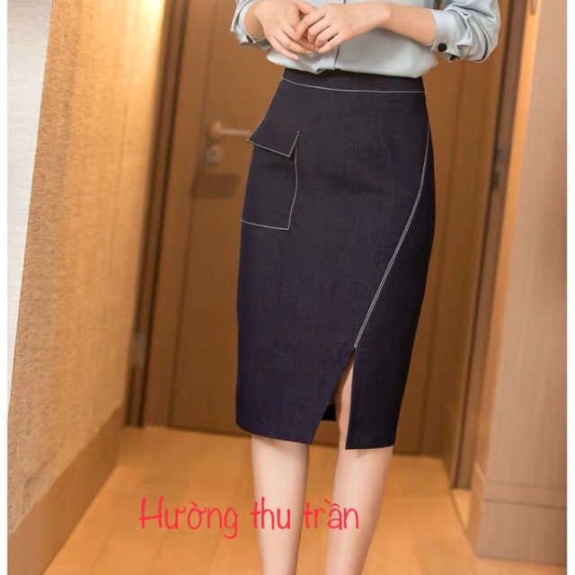 Chân váy bút chì xẻ trước có túi trẻ trung | BigBuy360 - bigbuy360.vn