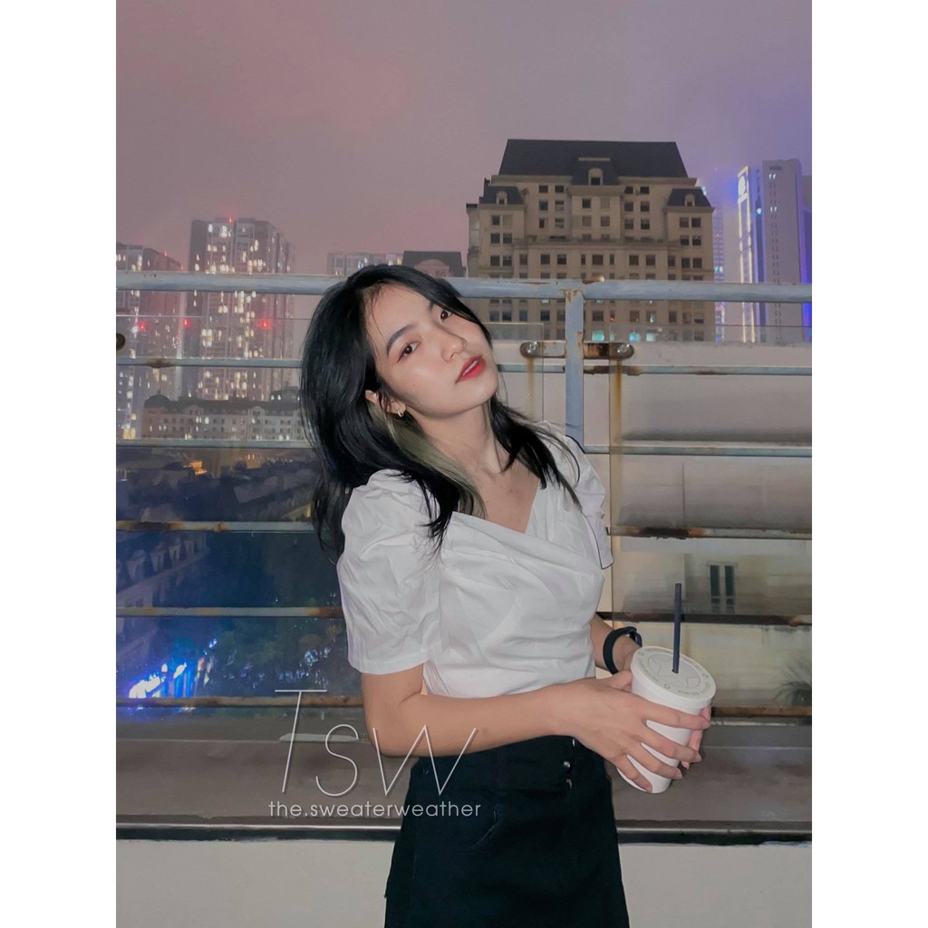 [Mã WASKT304 giảm 15% tối đa 30K đơn 99K] Áo thô croptop chéo ngực | BigBuy360 - bigbuy360.vn