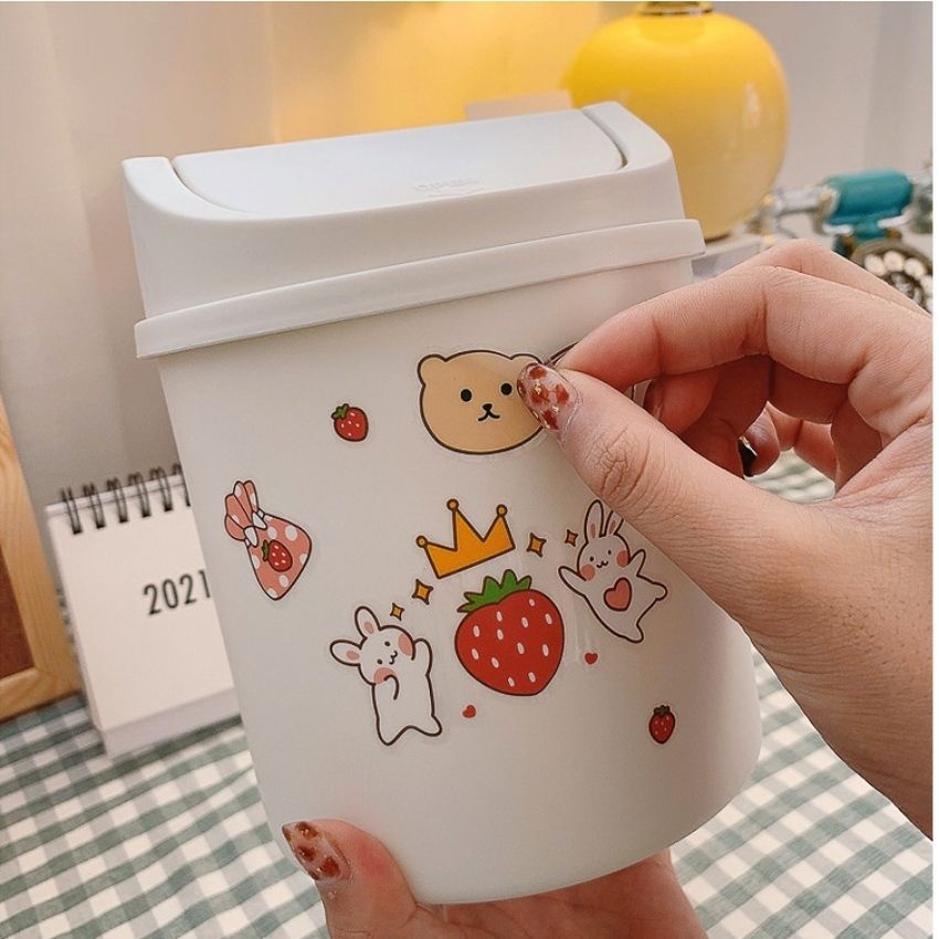 [Tặng Sticker] Thùng Rác Mini Nắp Lật Để Bàn Xinh Xắn, Đựng Rác, Dụng Cụ Văn Phòng Phẩm - P089