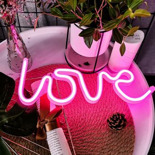 Chữ Love gắn đèn led trang trí dùng pin
