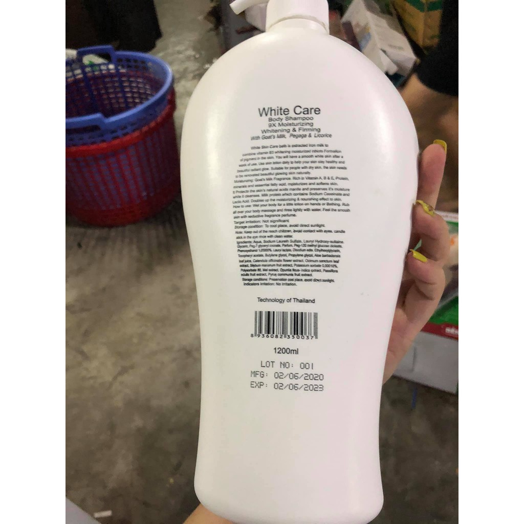 Sữa Tắm Dê White Care 9x siêu dưỡng ẩm- chai 1,2 lít