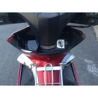 HỘC ĐỰNG ĐỒ AIRBLADE 2010 ĐEN BÓNG