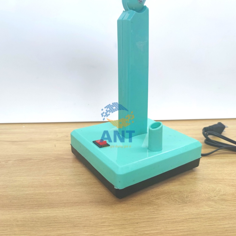 ĐÈN BÀN học sinh tự do thay đổi bóng - màu phát ngẫu nhiên