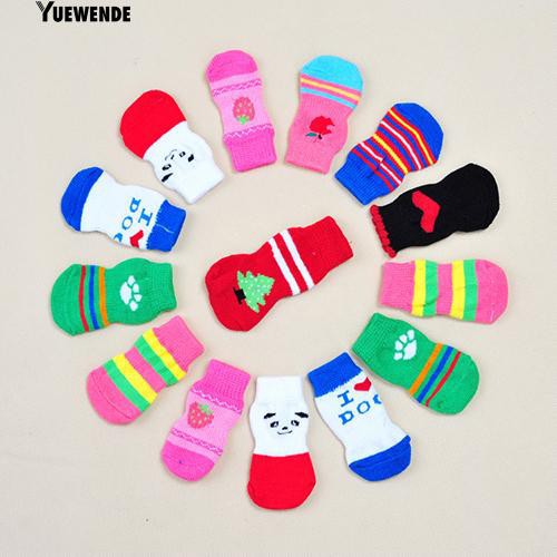 Set 4 chiếc vớ giữ ấm xinh xắn dành cho thú cưng