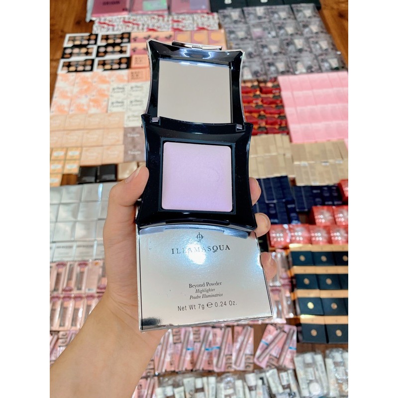 Bắt sáng illamasqua ánh hồng tím