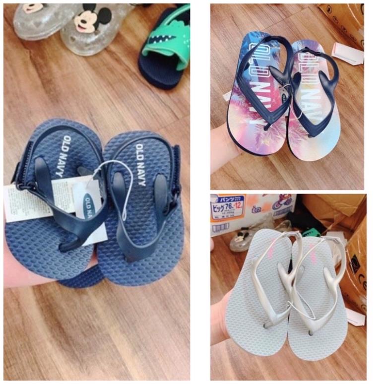 Sandal xỏ ngón cho các bé