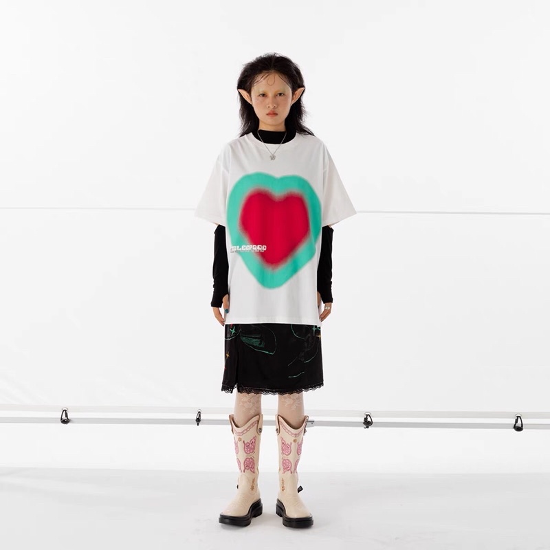 Áo thun unisex SLEEPZOO hình trái tim - A019