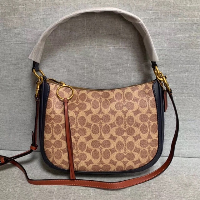 TÚI COACH SUTTON HOBO