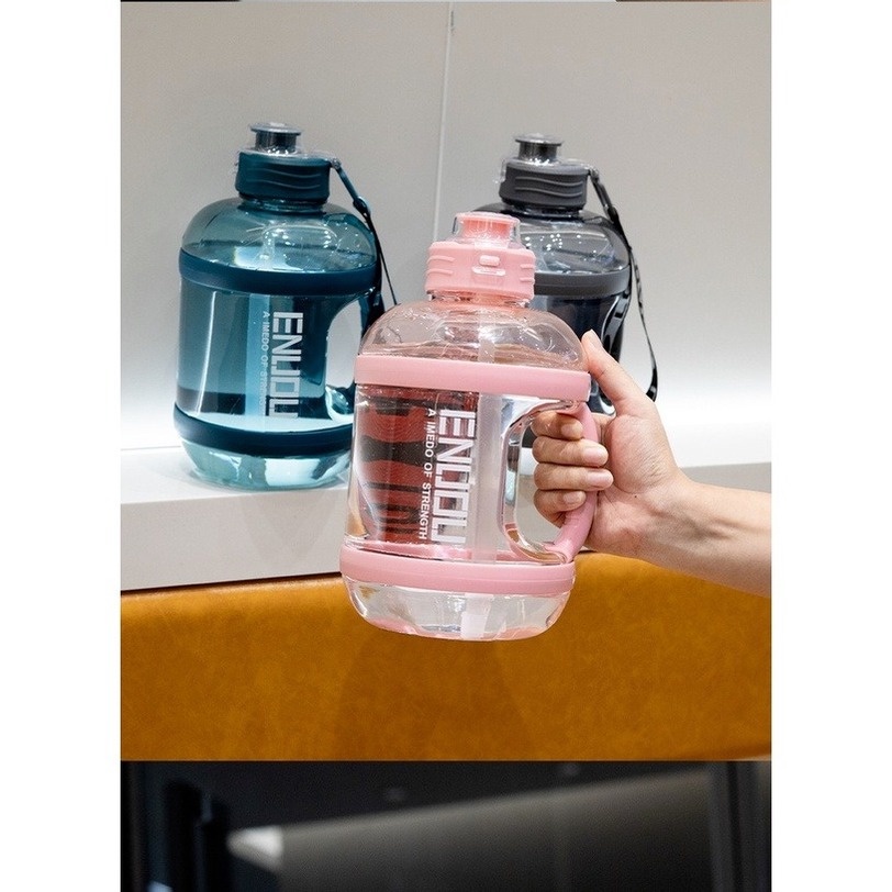 Bình đựng nước thể thao dung tích lớn 2l chống rơi tiện dụng dành cho nam và nữ Bình Nước Thể Thao Dung Tích Lớn nước có tay cầm Gallon Không BPA Chống Rò Rỉ Tiện Lợi
