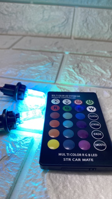 Đèn led xi nhan kèm remote chỉnh hiệu ứng màu