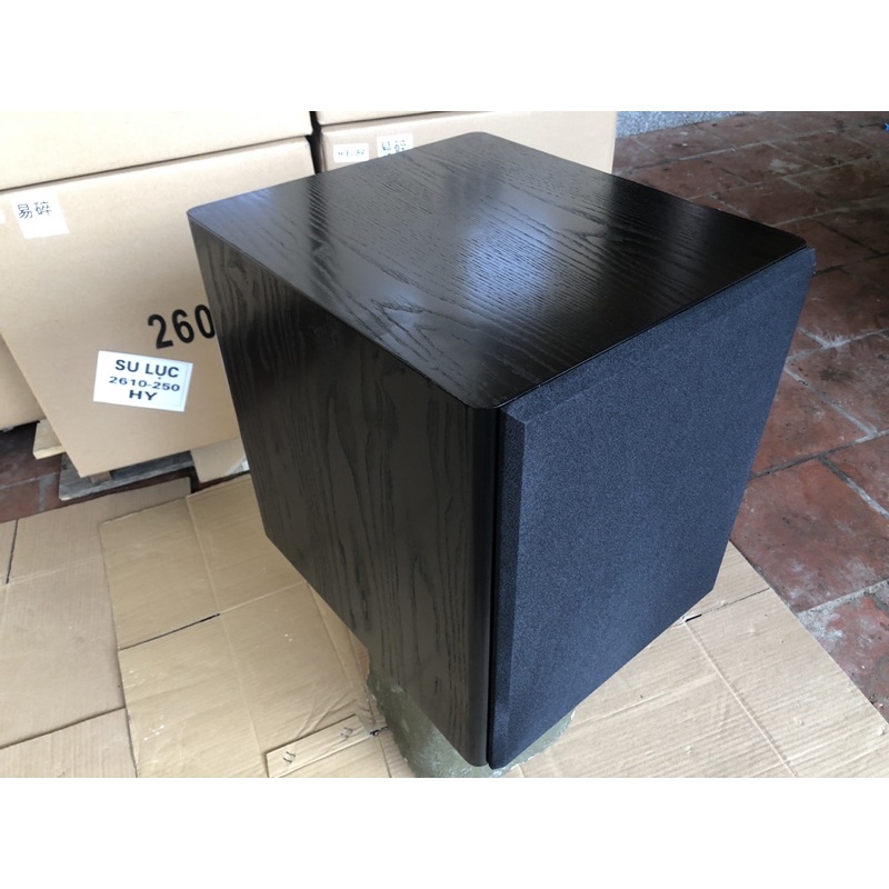 Loa Sub điện JBL 260 P  Loa siêu trầm Bass 30cm