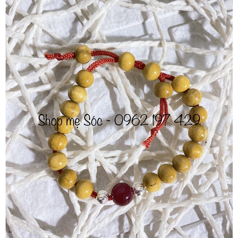 Vòng dâu tằm mix hạt bạc 925 và hạt phong thủy, kèm túi zip, có giấy dán kèm cho bé