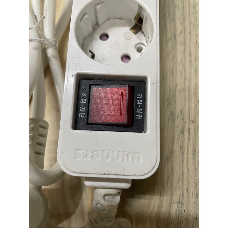 Ổ Cắm 4 Cổng Của Hàn Quốc  Thiết Kế Chắc Chắn, An Toàn Dây Dài 1,5m