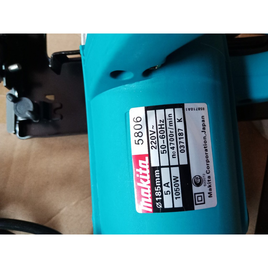 Máy cưa gỗ Makita 5806B, may cua dia makita