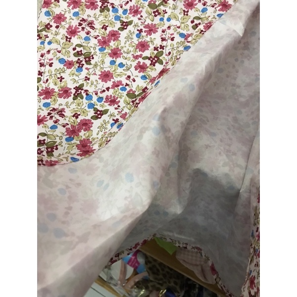 Tạp dề hoa nhí chống thấm