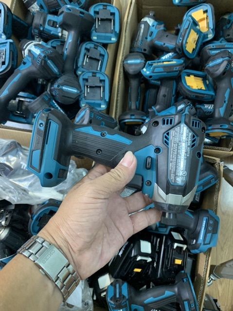 Makita xdt13