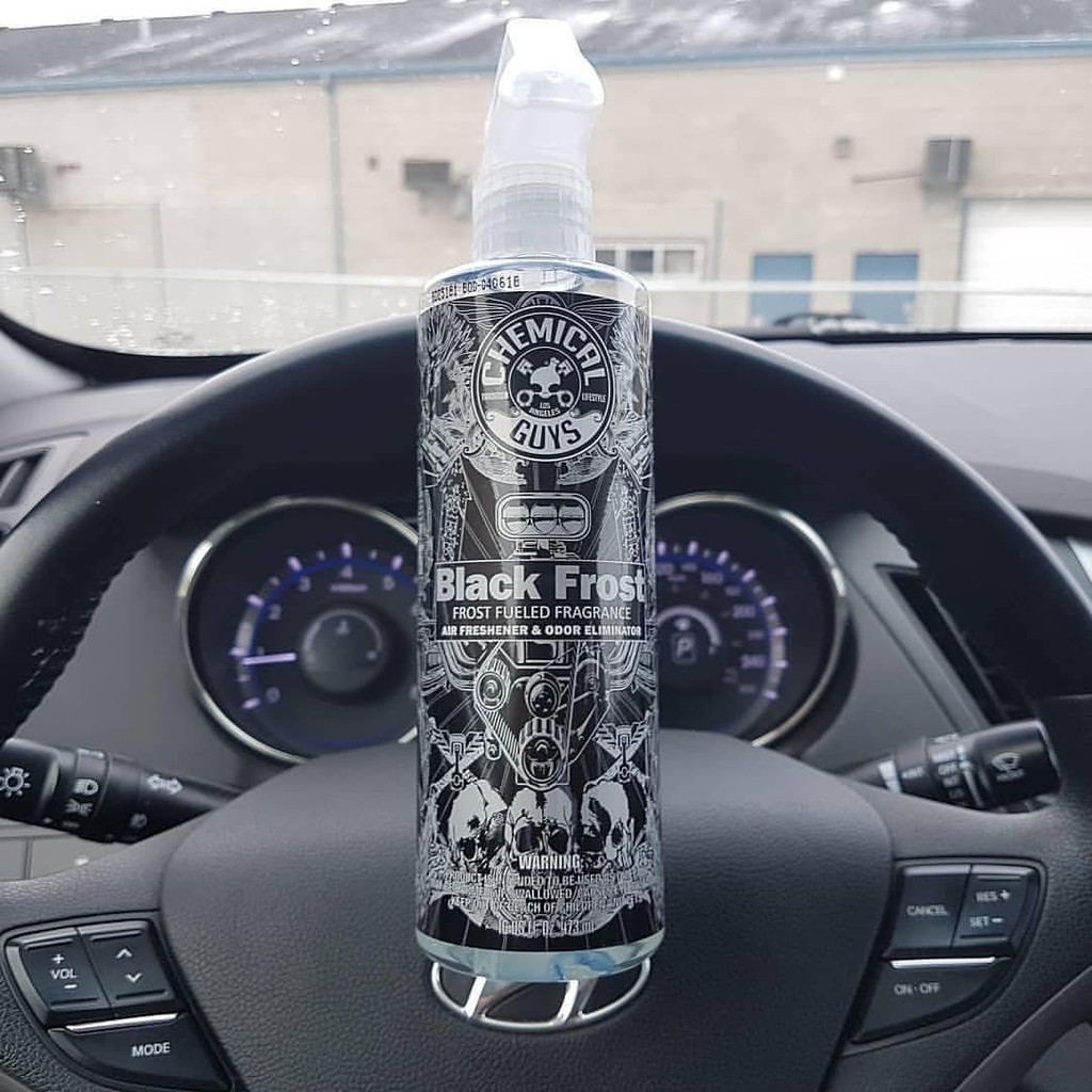 Chai xịt thơm xe hương nước hoa nam Chemical Guys Black Frost Scent Air Freshener. 478m