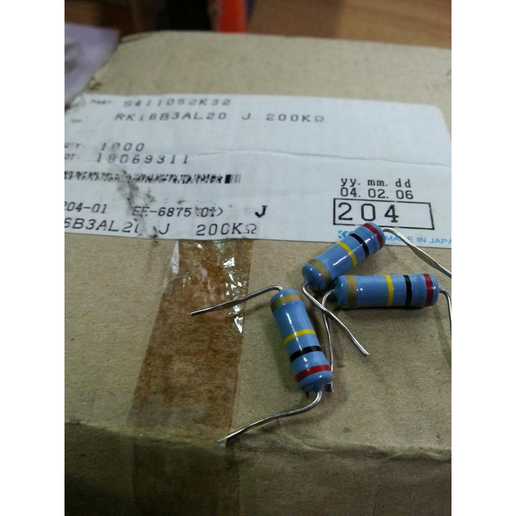 Điện trở vạch màu KOA 200K 5% 2W 5x15mm (01 con)