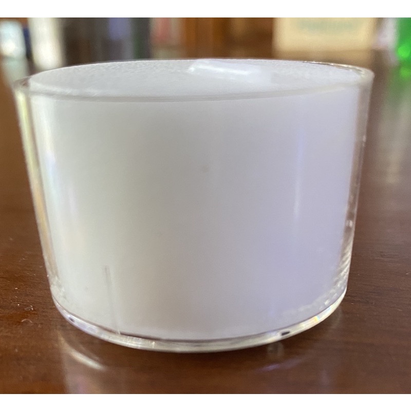 Nến tealight cháy 9-10 tiếng