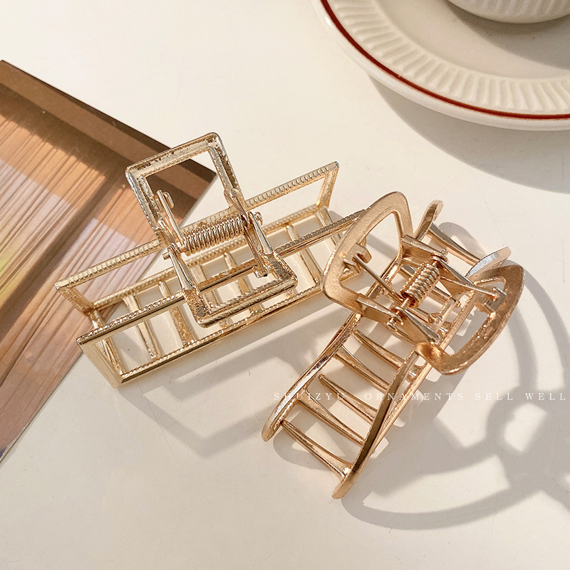 Kẹp càng cua đính ngọc trai cỡ lớn đơn giản thời trang Hàn Quốc cho nữ