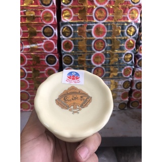 Chân Nến Thờ Men Vàng