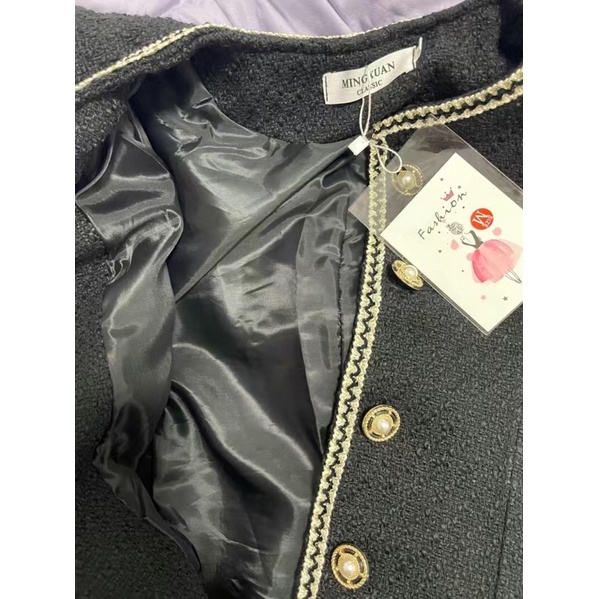 Váy dạ tweed đen xếp ly xoè dáng ngắn sang chảnh