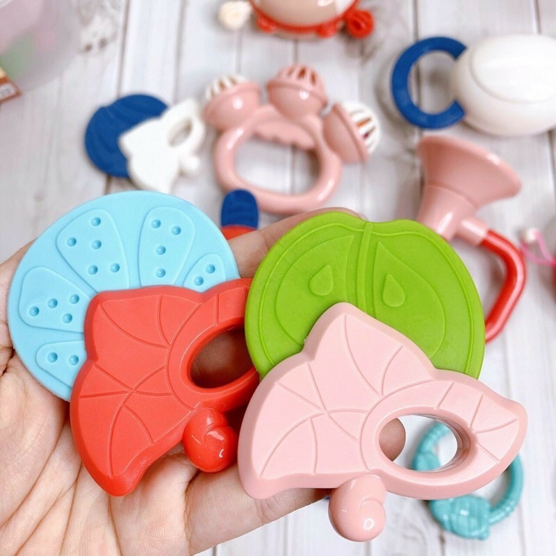 Bộ xúc xắc gặm nướu lục lạc Baby Conceit kèm hộp 12 món