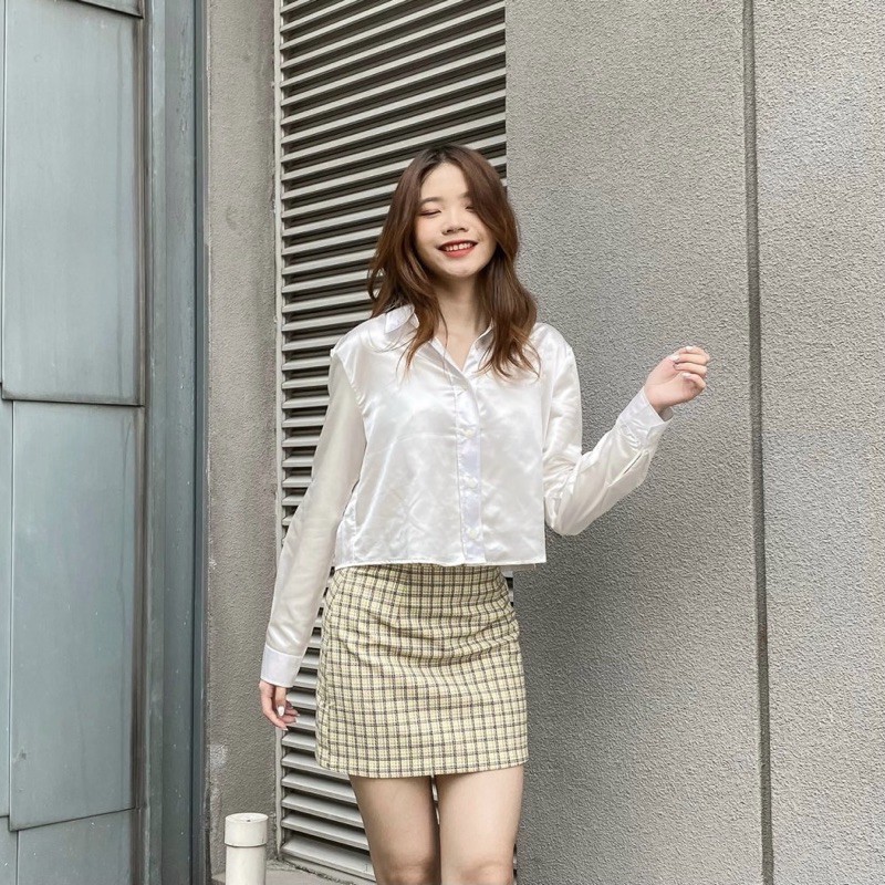 Áo sơ mi trắng tay dài croptop vải phi bóng Mei shirt